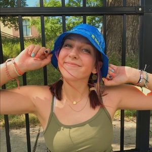 Meet your Posher, Hailee